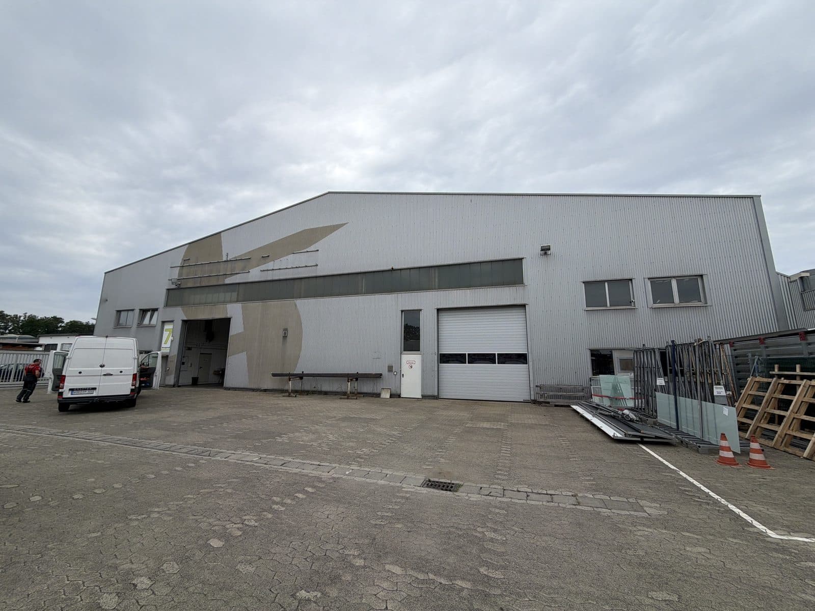 Die neue Fertigungshalle an der Borsigstraße in Wolfsburg